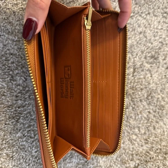 Disney Coach Mickey Mouse Wallet - Picture 4 of 6